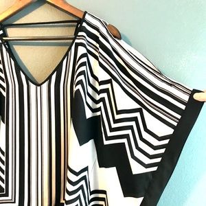 NWOT Black and white cold shoulder shirt XOXO